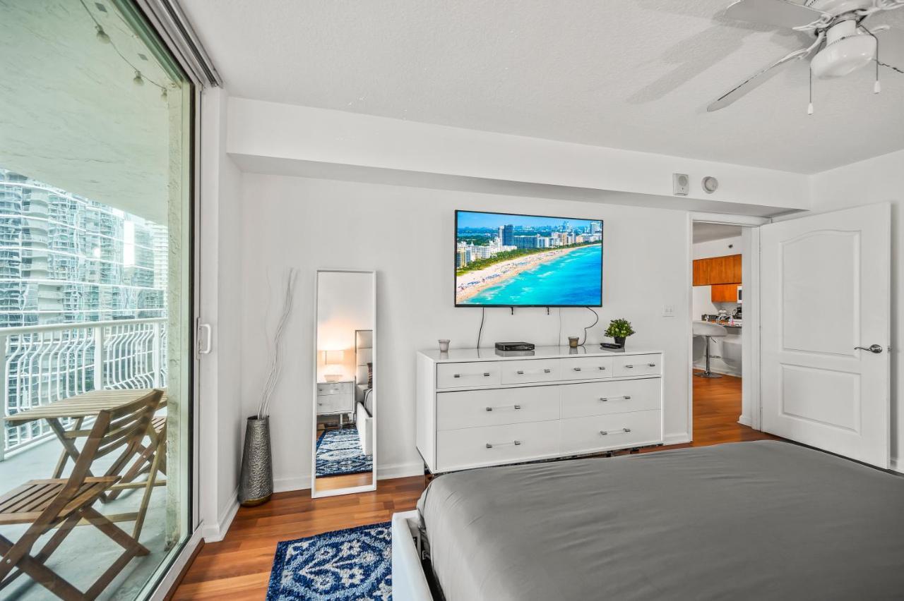 Luxurious 1br High Rise Brickell-free Parking Aparthotel