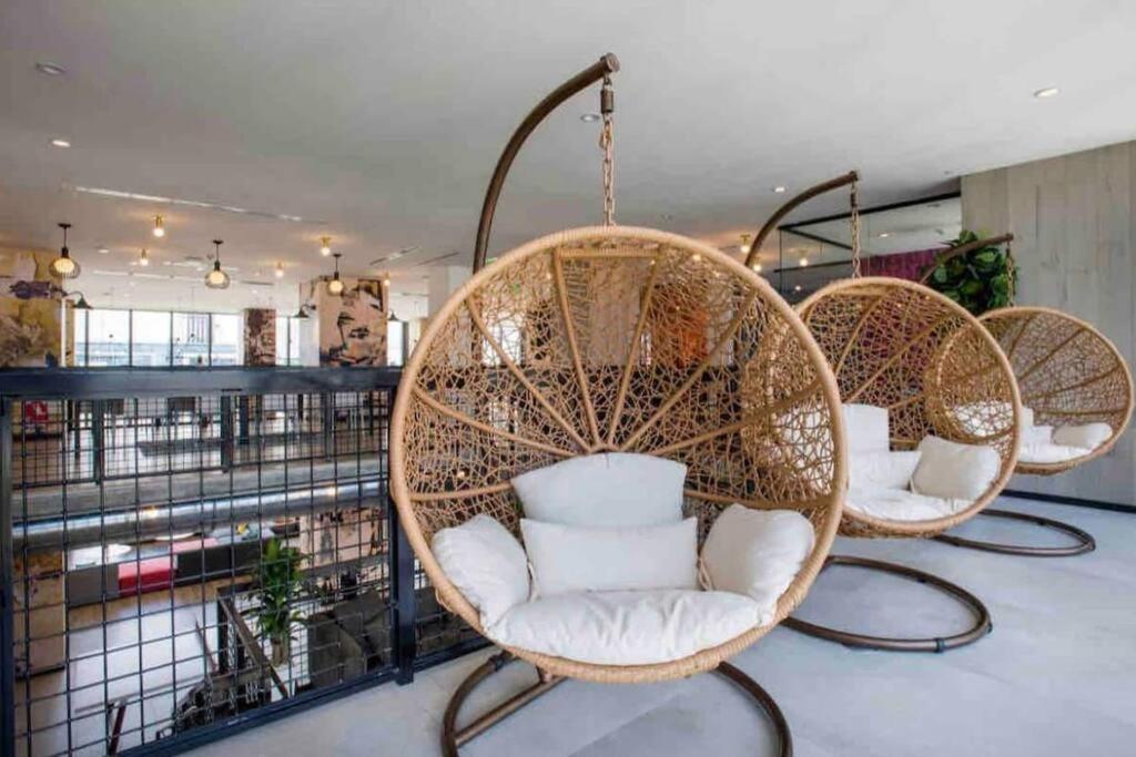 Gorgeous 2br/2bth In The Heart Of Apartment *