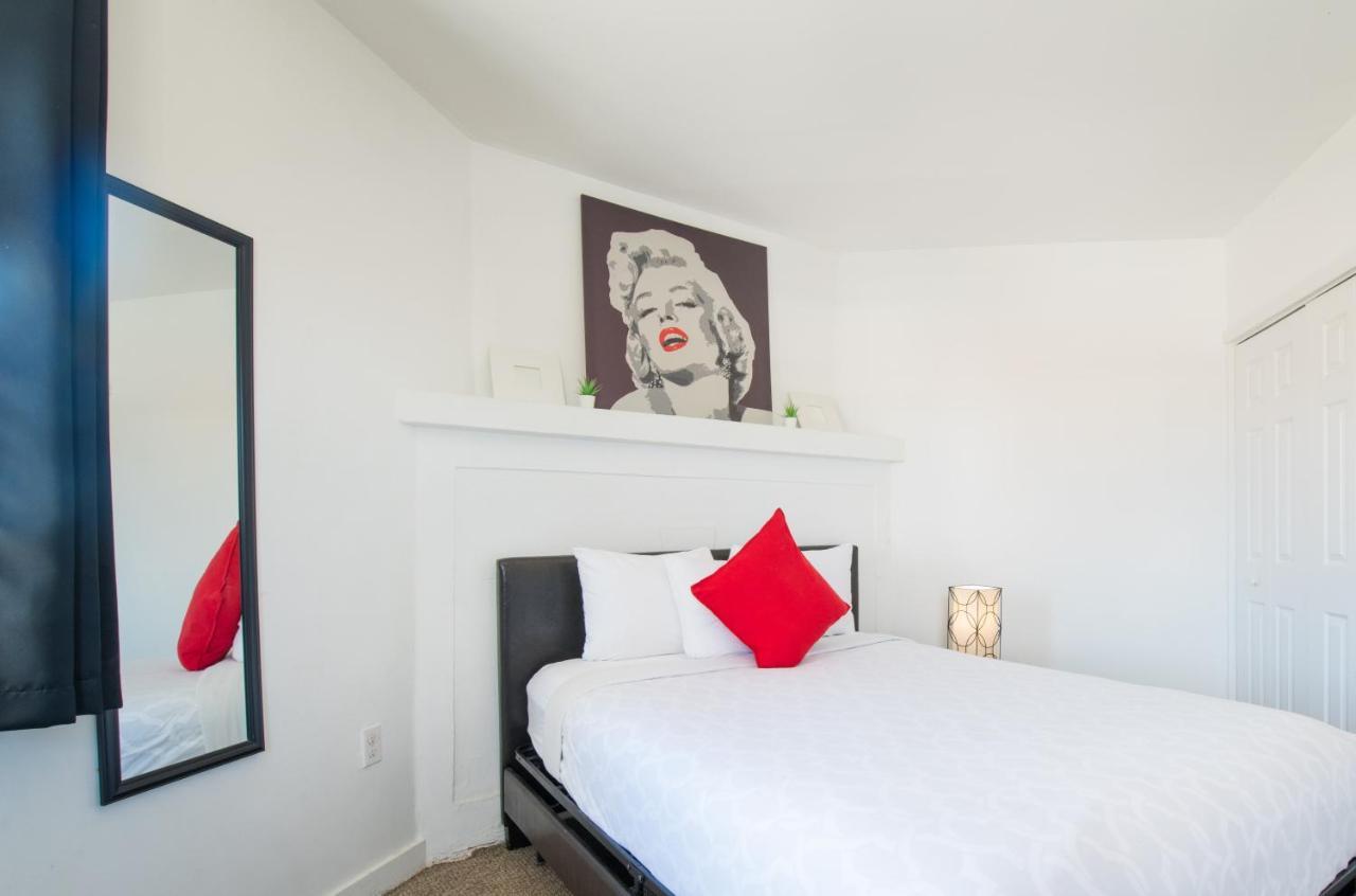 In The Heart Of - Port Of / Airport Apartment *