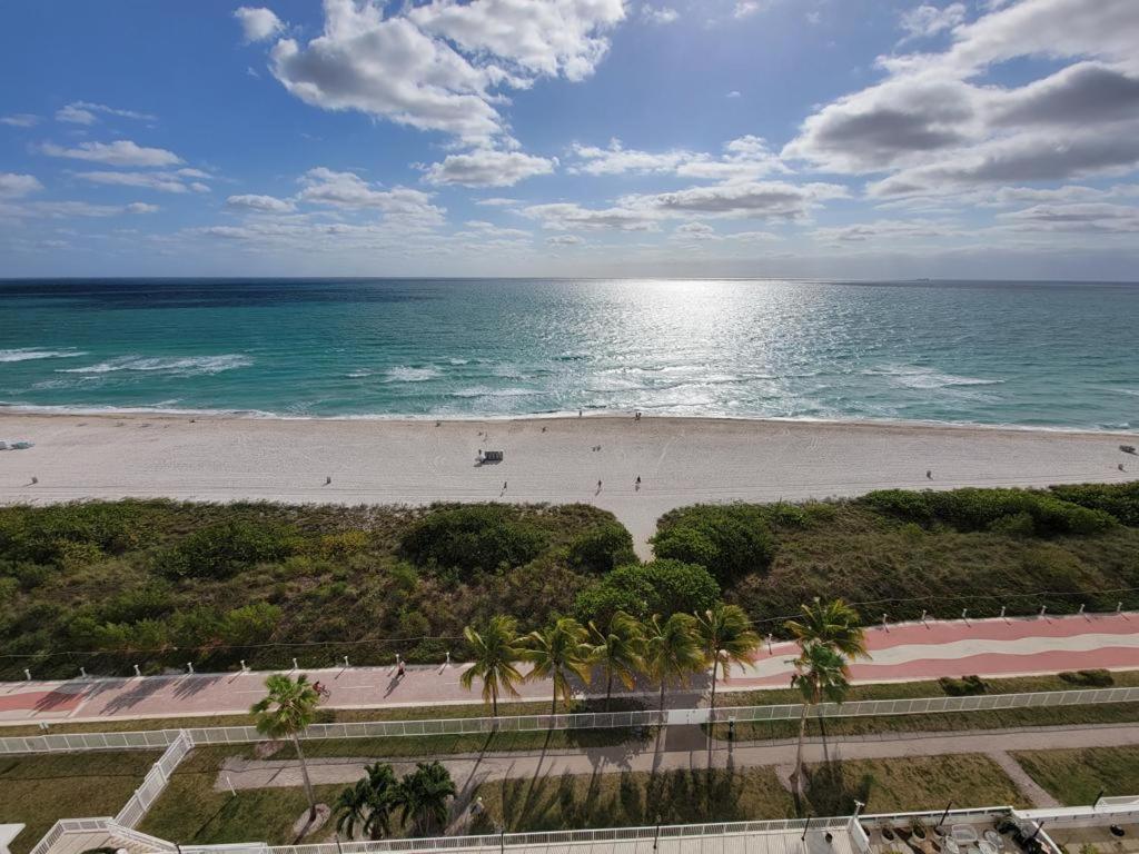 Apartment Coconut Grove Green Day's *