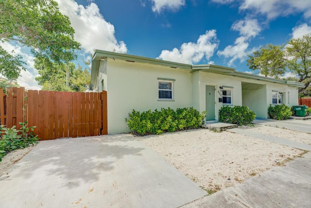 Deco Drive • Near Hard Rock Stadium • South • Wynwood * Miami