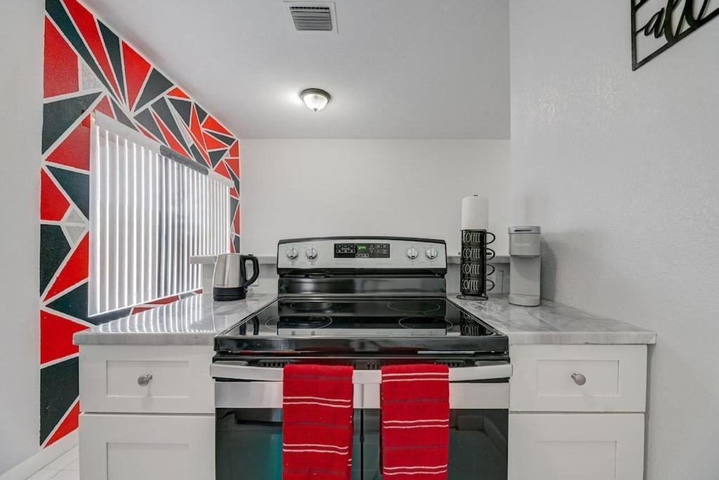 Deco Drive • Near Hard Rock Stadium • South • Wynwood Apartment