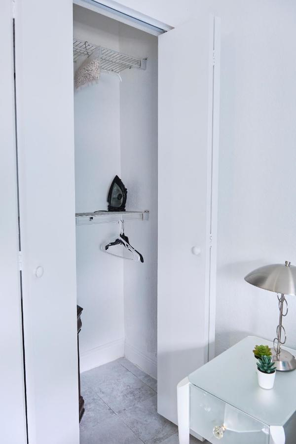 Apartment The Marlin Rooster Miami