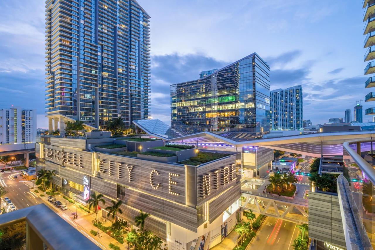 At Sls Lux Brickell Managed By Ce 4* Miami