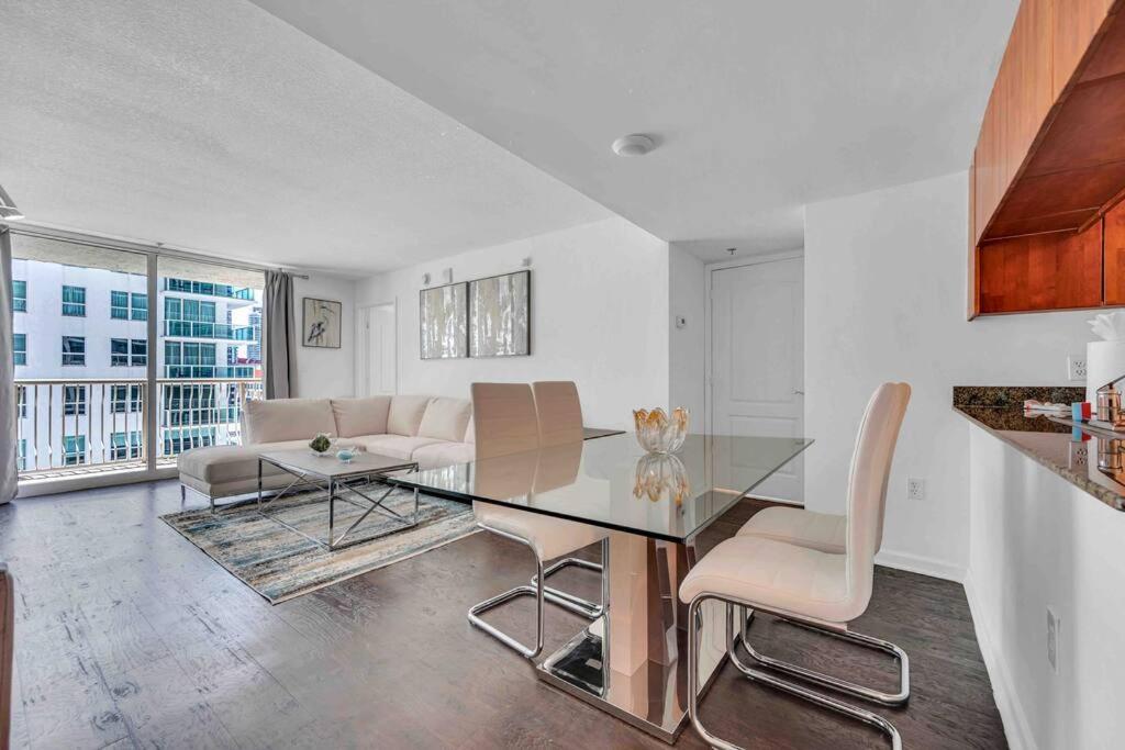 Apartamento Elegant 2 Bdr 2 Bath• Brickell • Ocean View *