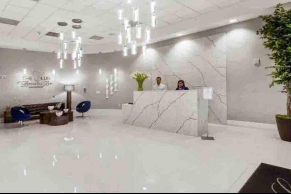 Exceptional • Brickell • Bay & Views Apartment Miami