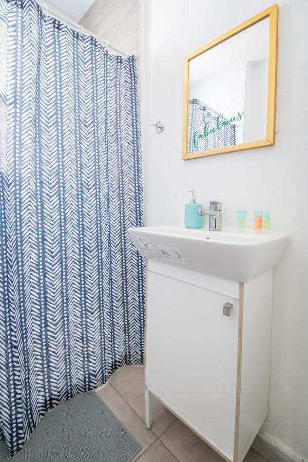 Apartment In The Heart Of - Port Of / Airport *