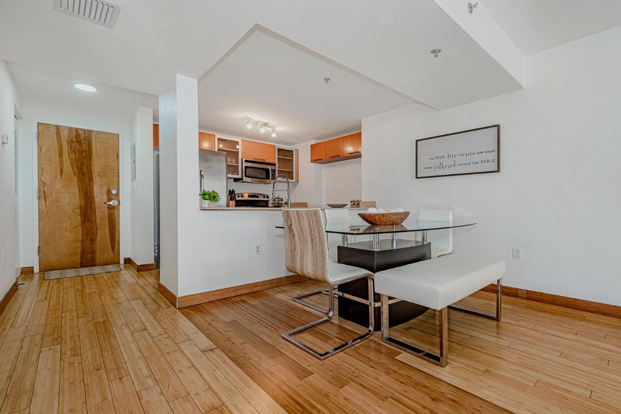 Lovely With & Ocean Views. Sleep Up To 6 People! Apartment Miami