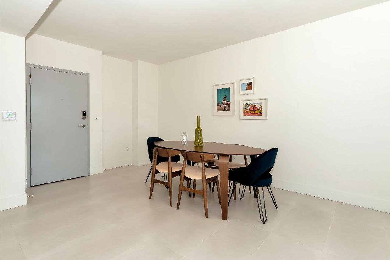 Roami At Grove 27 Apartamento Miami