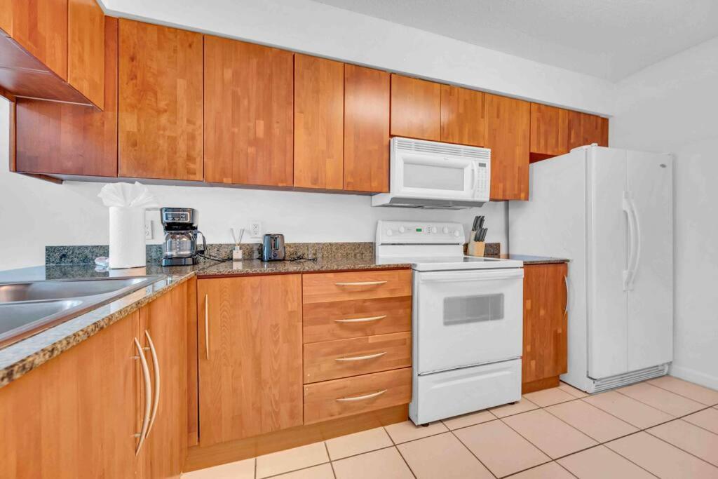 Elegant 2 Bdr 2 Bath• Brickell • Ocean View * Miami