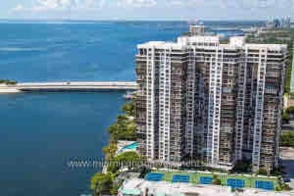 Elegant 2 Bdr 2 Bath• Brickell • Ocean View * Miami