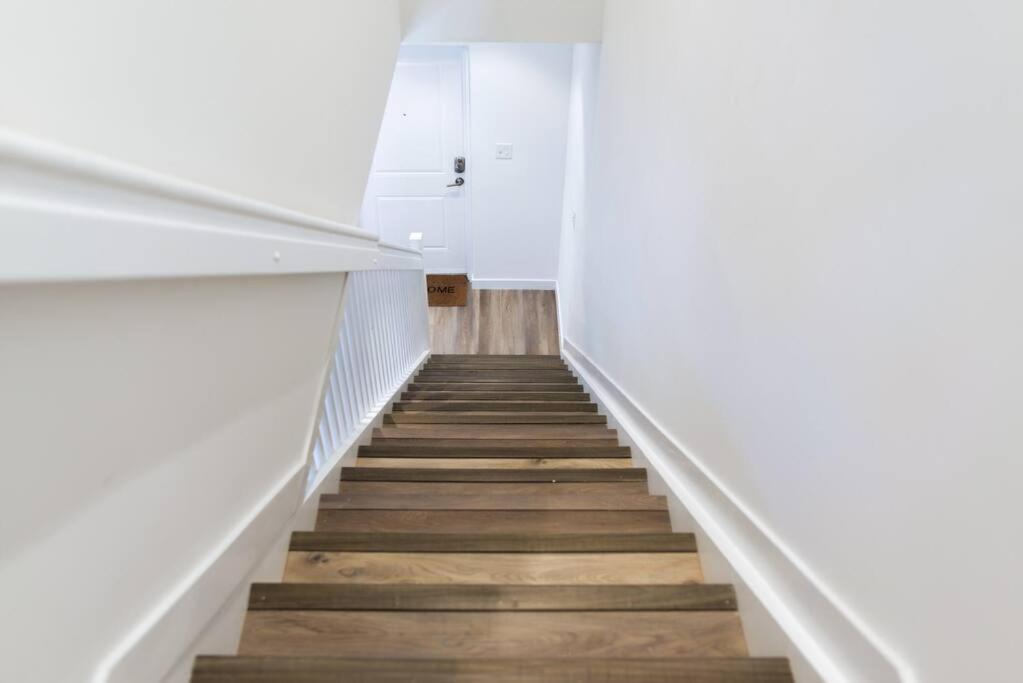 Awesome Townhouse 15 Minutes From The Apartment Miami