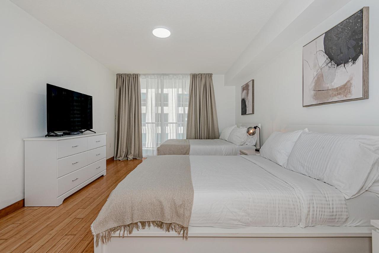 Apartment Lovely With & Ocean Views. Sleep Up To 6 People!