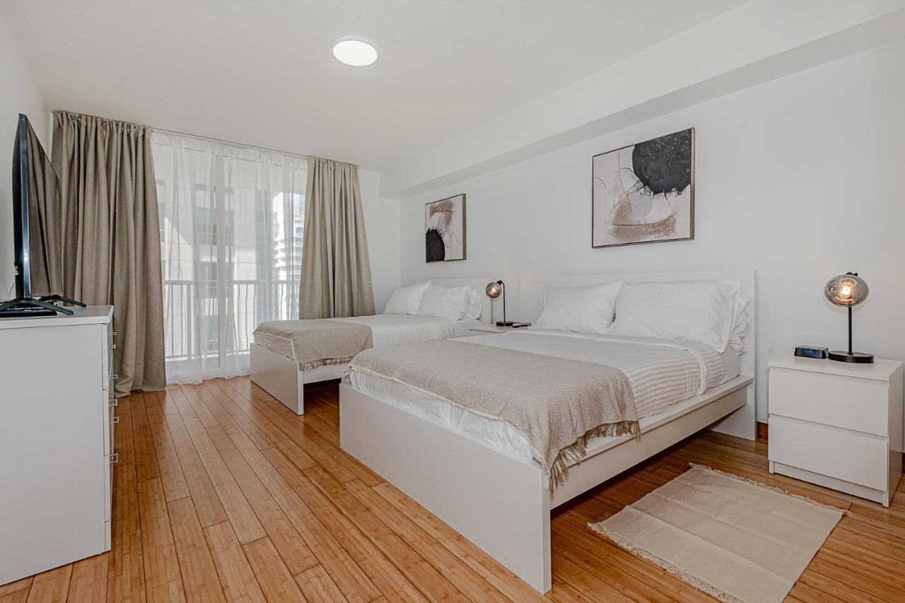 Apartment Lovely With & Ocean Views. Sleep Up To 6 People! *