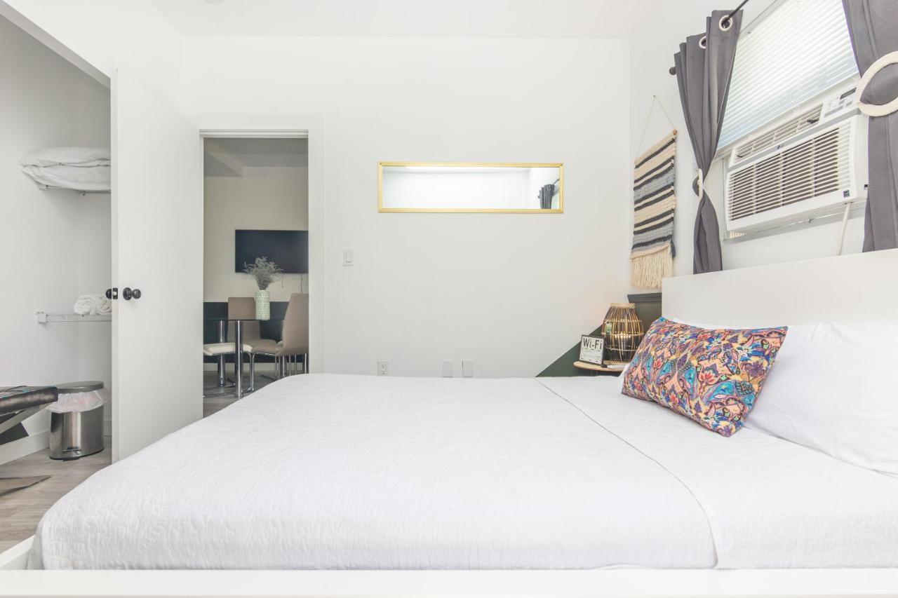 1 Bedroom With Balcony - Heart Of Downtown * Miami