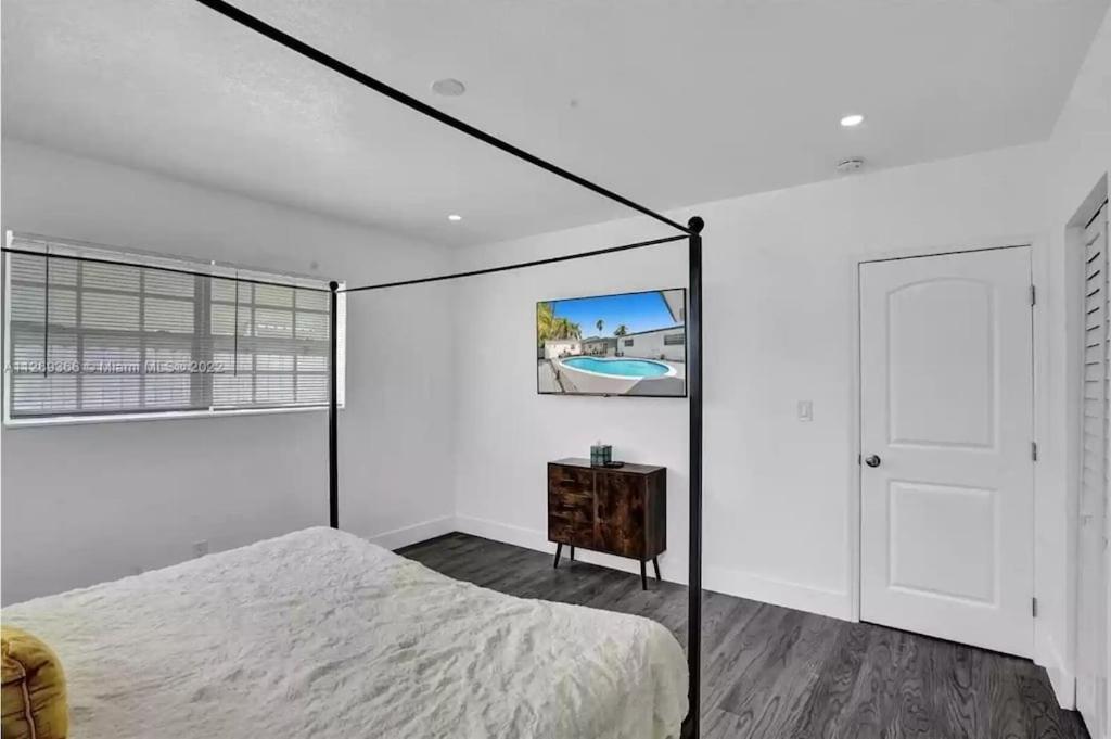 Villa Luxury Pool // 5bd 4ba