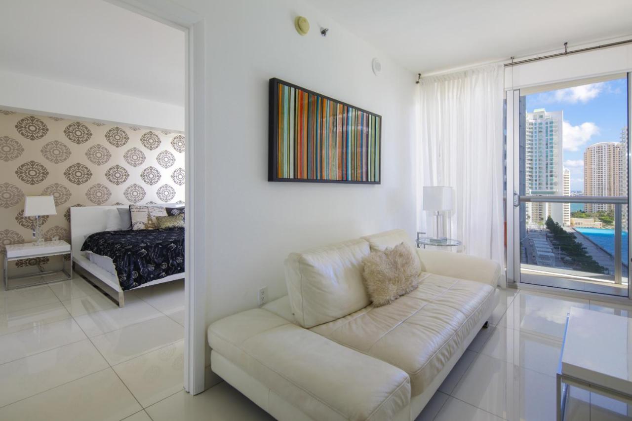 Flashstay Apartment *