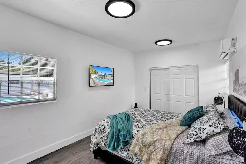 Villa Luxury Pool // 5bd 4ba *