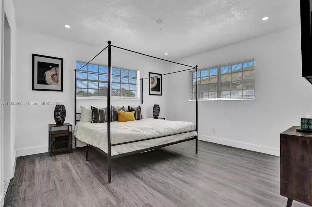 Villa Luxury Pool // 5bd 4ba Miami