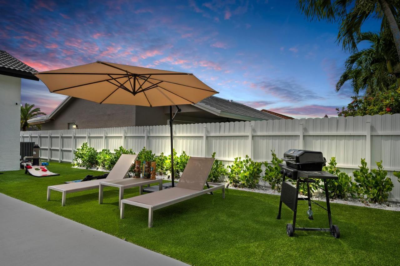 Pousada Paradise Miami, Luxury Gem With Heated Pool, Game Room, Fire Pit, 3 Bed 2 Bath *