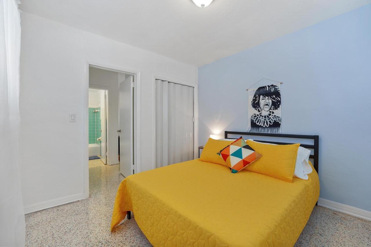 1 Bedroom With Parking Apartment
