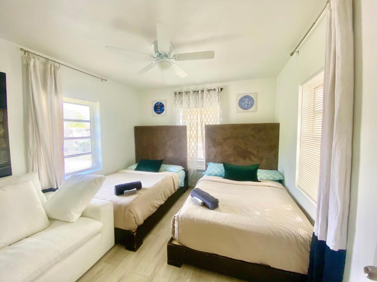 Apartment The Carrington: Multi-unit Retreat With