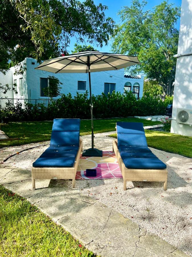 Apartment The Carrington: Multi-unit Retreat With