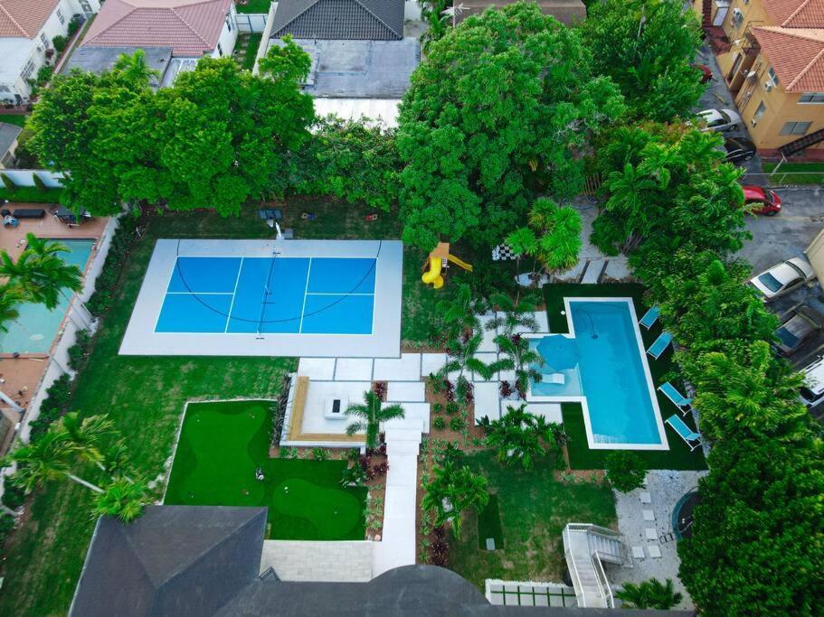 Unique Flagler's Mansion Pickleball Court L37 * Miami