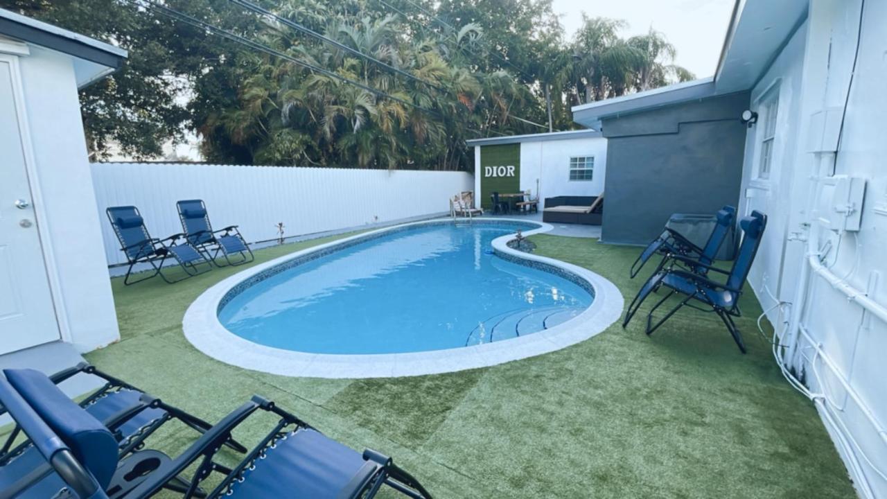 Villa Luxury Pool // 5bd 4ba *