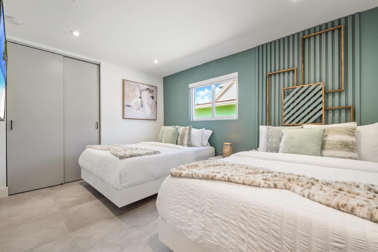 Premium Miami Villa Resort Pool, Golf & Bb Court L05 Holiday home Miami