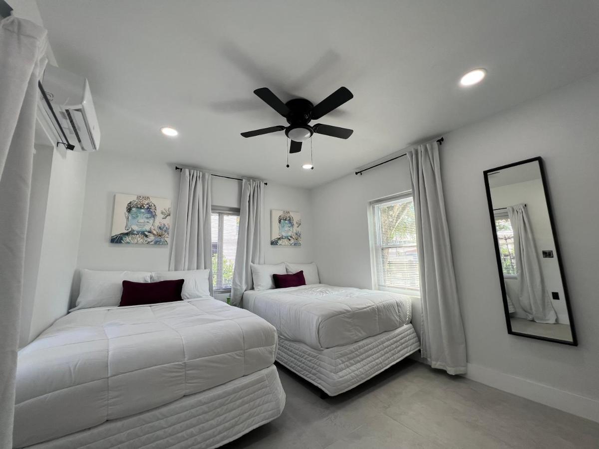 Apartment The Carrington: Multi-unit Retreat With *