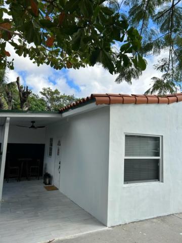 Unique Coral Gables Holiday home