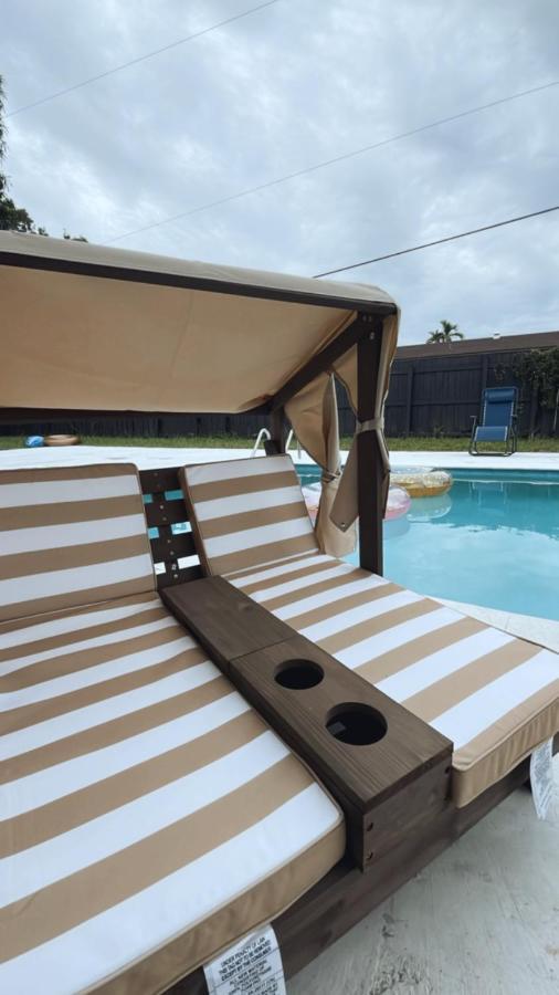 Pool Holiday home *