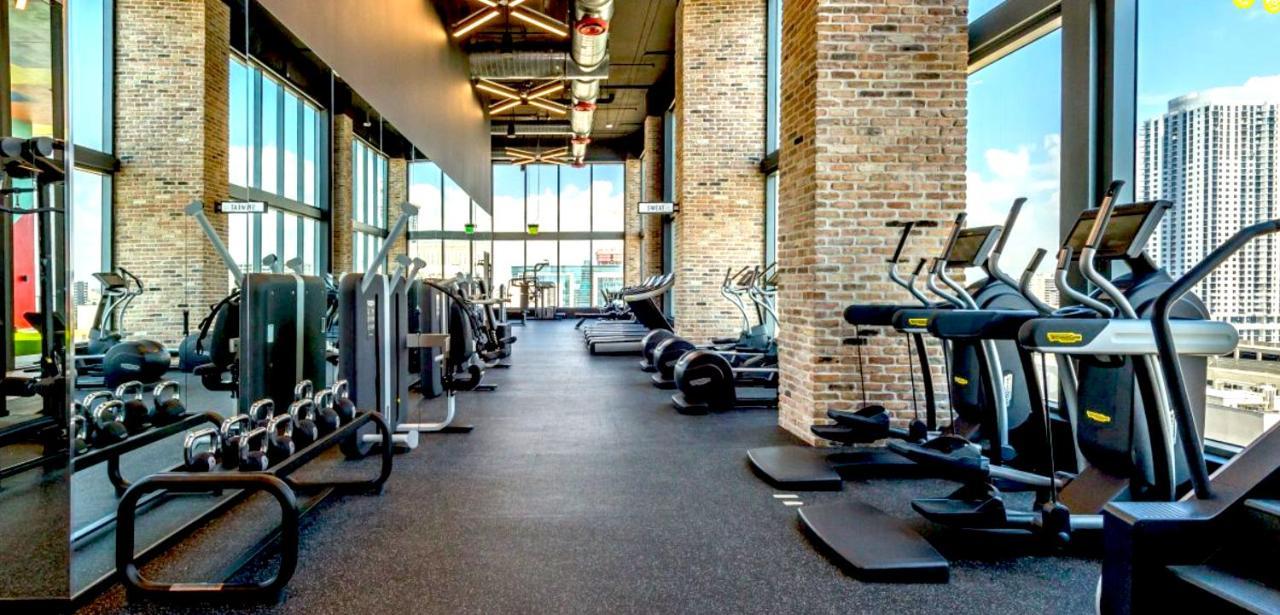 Apartment Complex Full Amenities & Entertainment! Miami
