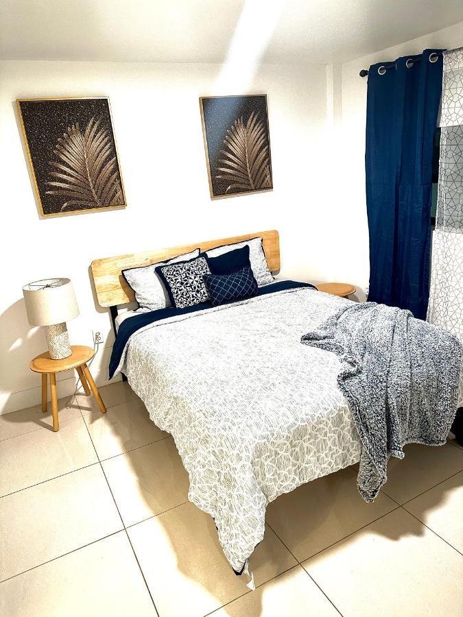 Minutes From South Beach Apartment *