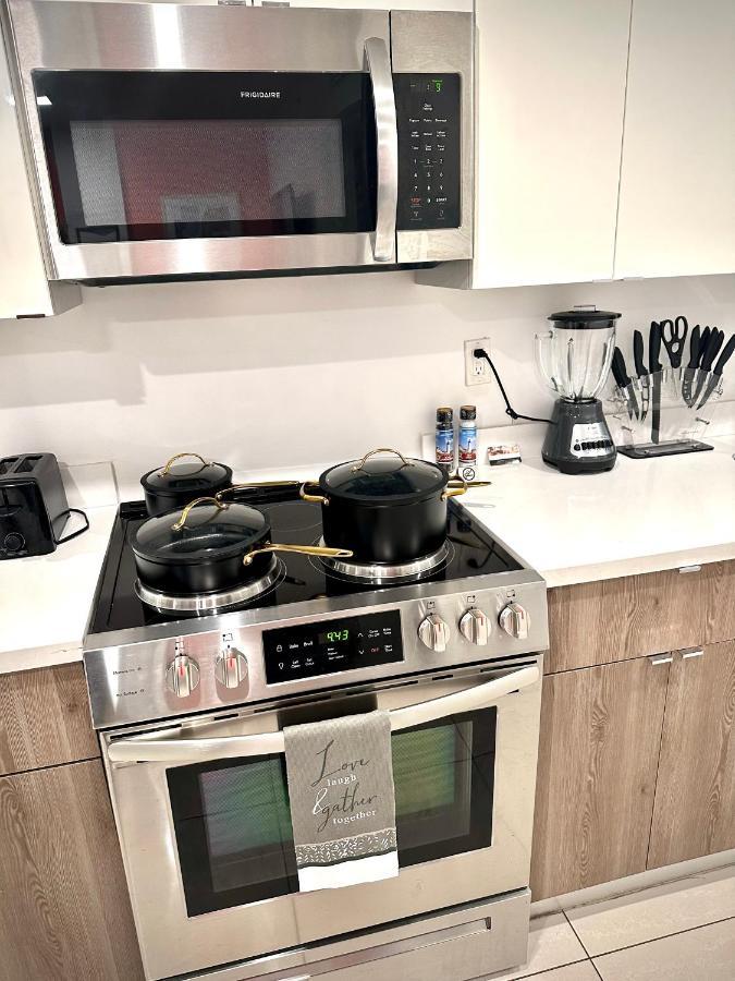 Minutes From South Beach Apartment