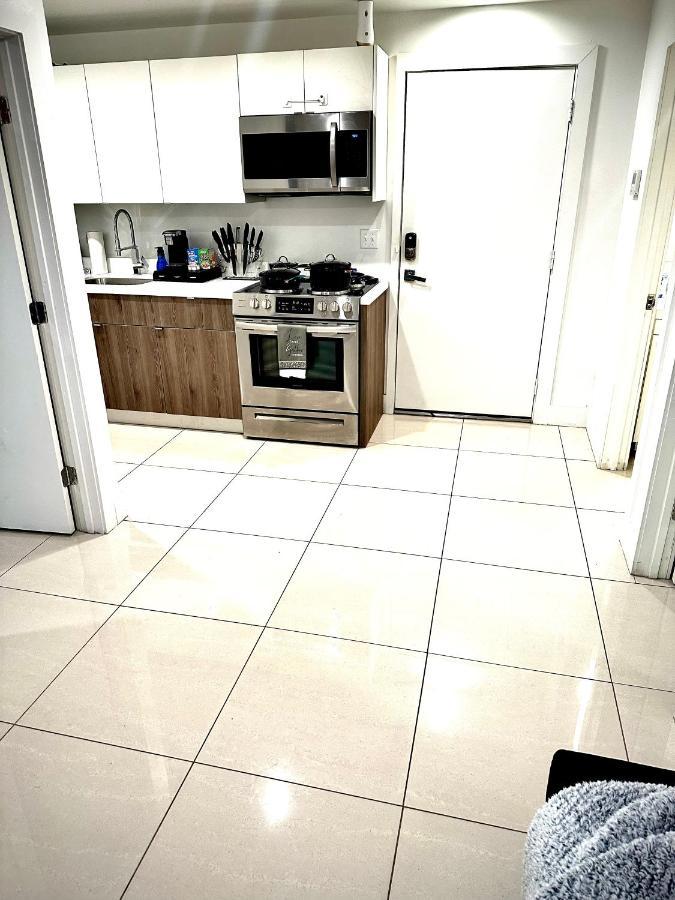 Apartment Minutes From South Beach