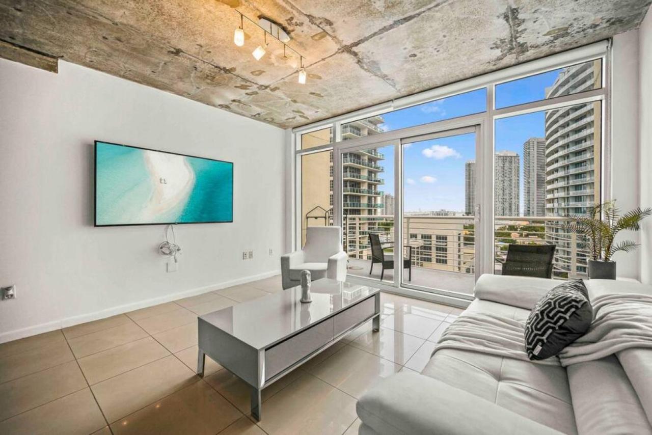 Casa de férias Amazing 2 Bed In Midtown With Free Parking Miami