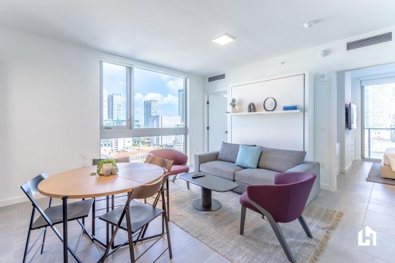 Apartamento Unique Dt Apts With Amenities Like Pool, Gym, Restaurants & Cowork Lounge By Luahost