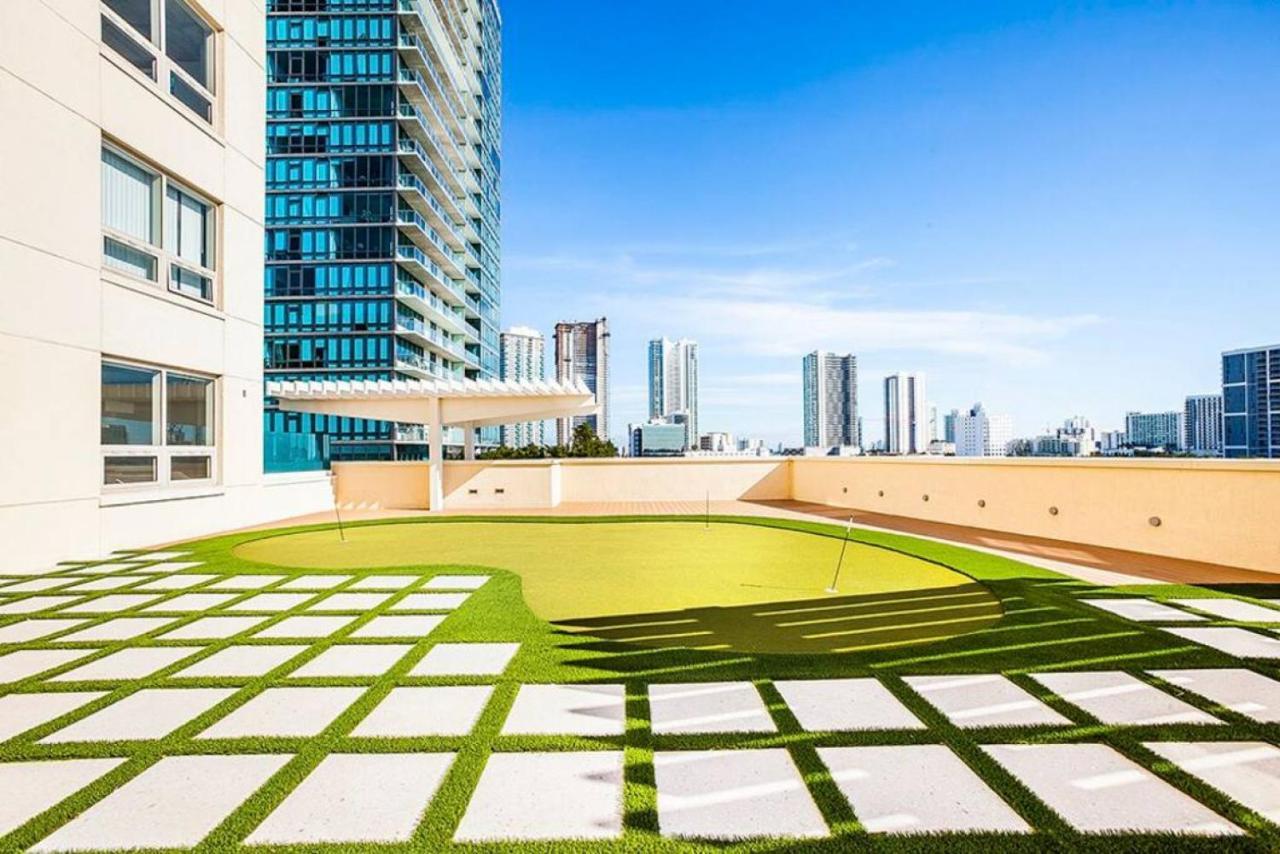 Amazing 2 Bed In Midtown With Free Parking Casa de férias *