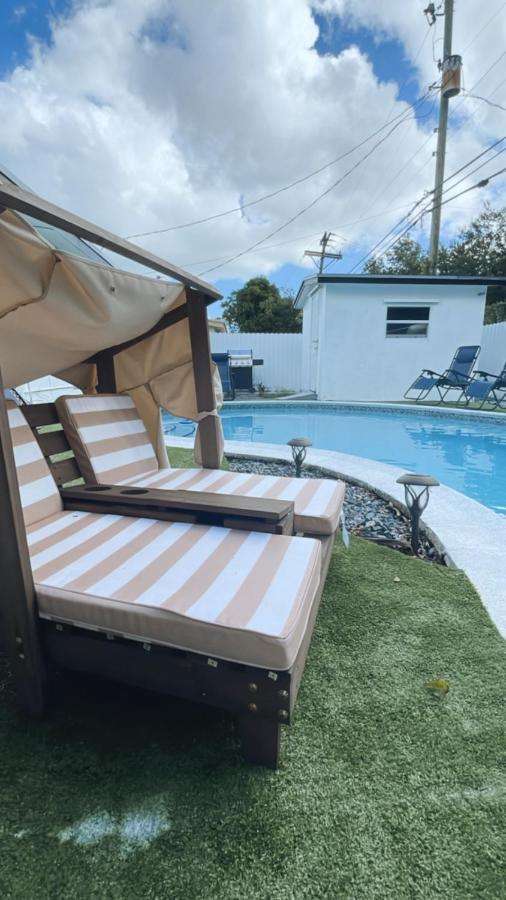 Luxury Pool // 5bd 4ba Miami