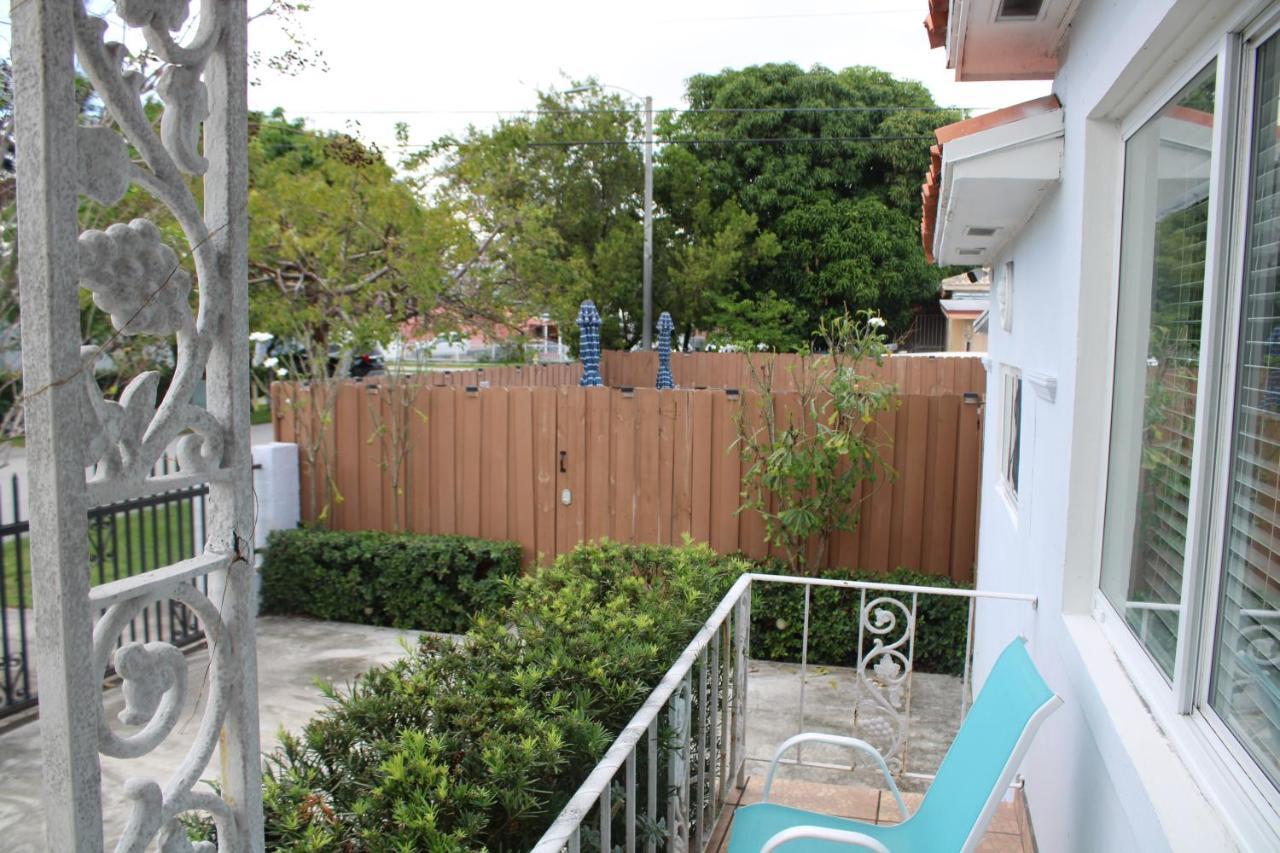 Main House 3 Bed 2 Bath & 1 Bed 1 Bath Casa de férias *