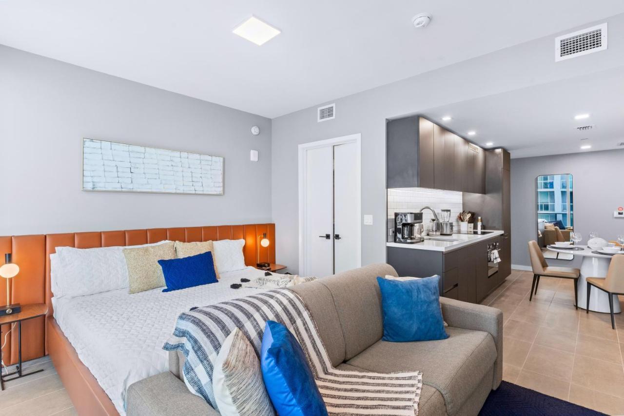 - Casiola Studio's - Near Cruise Terminal, Bayfront Park And Kaseya Center
