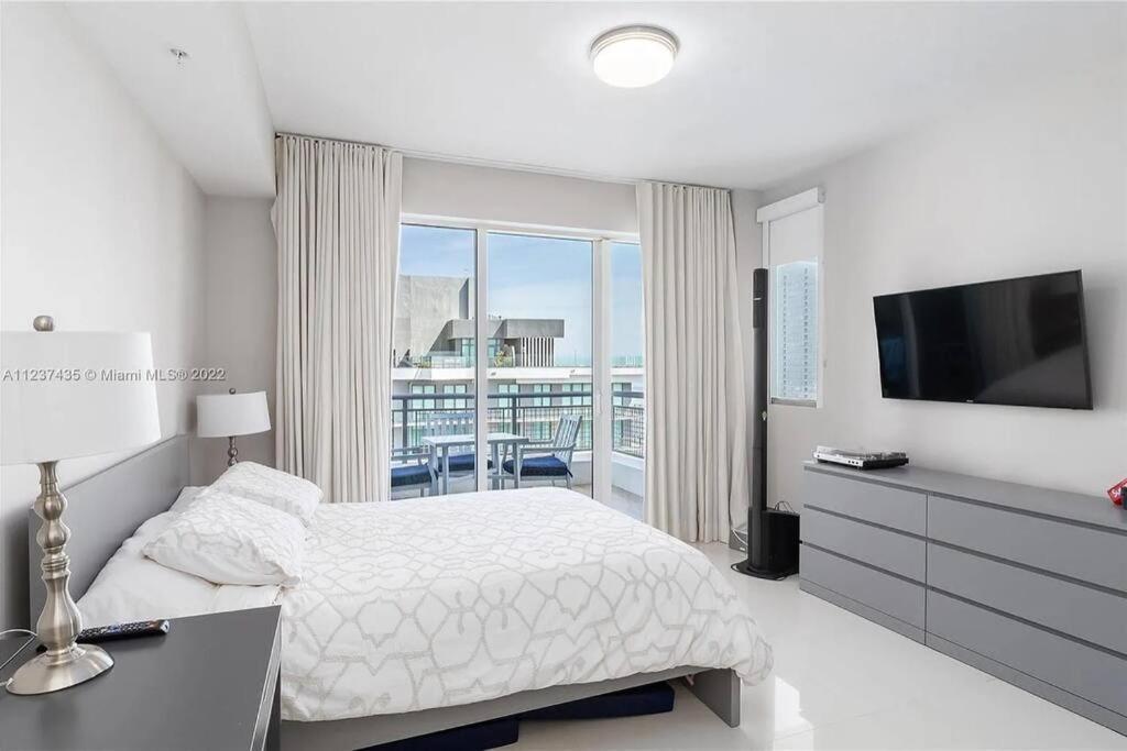 The Ph In The Heart Of Brickell Apartment