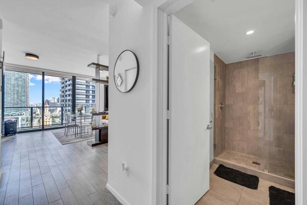 Apartment Lovely 1-bedroom Unit Downtown Miami/arena View *