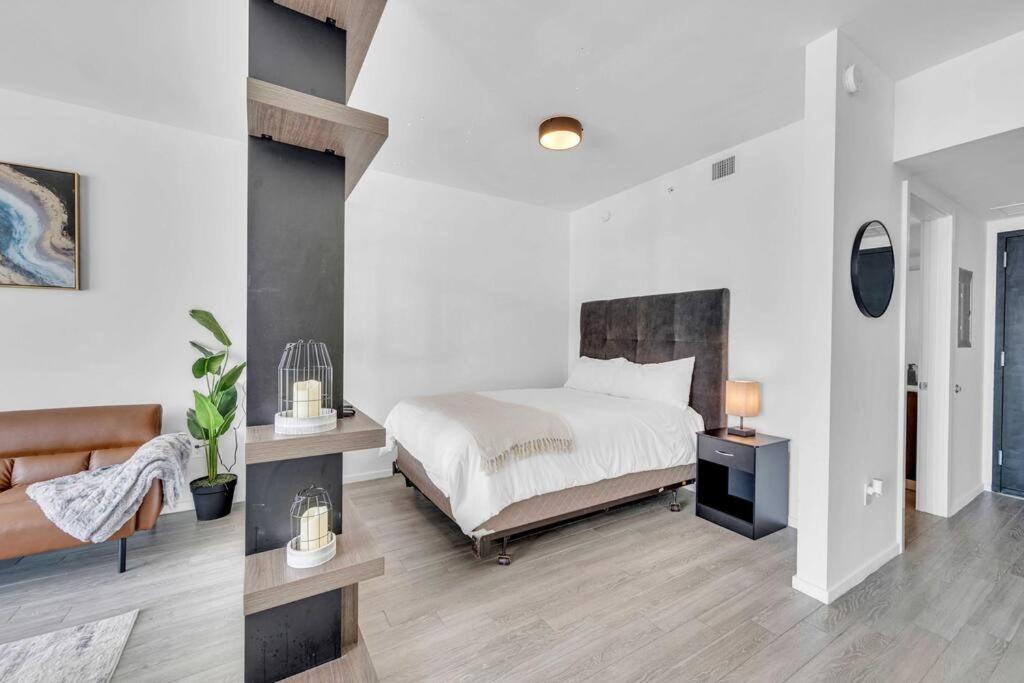 Lovely 1-bedroom Unit Downtown Miami/arena View Apartment *