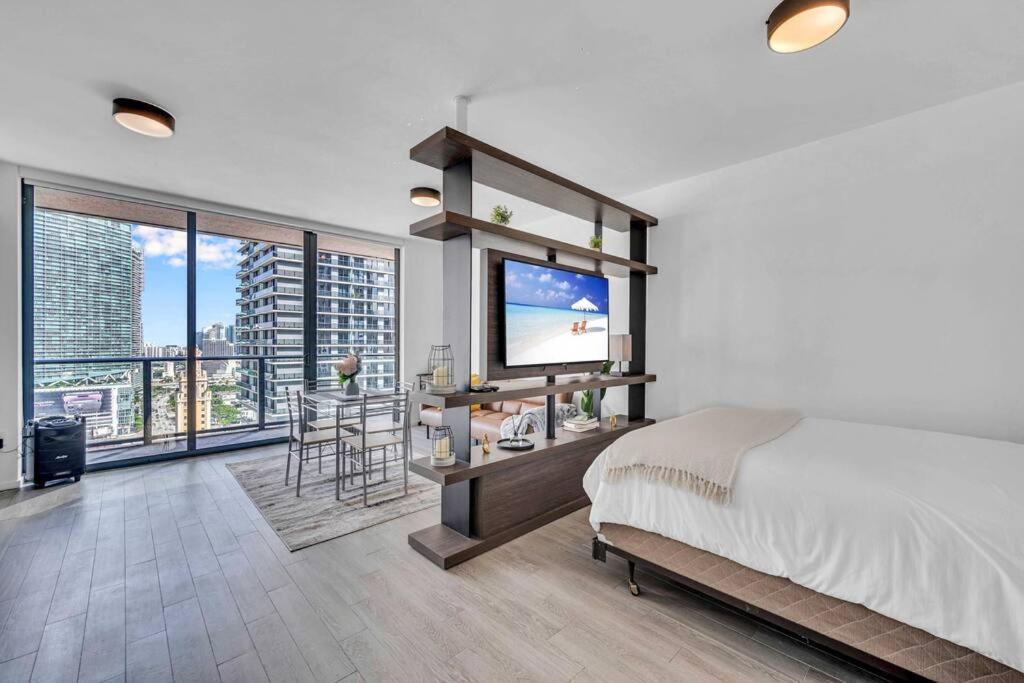 Lovely 1-bedroom Unit Downtown Miami/arena View * Miami