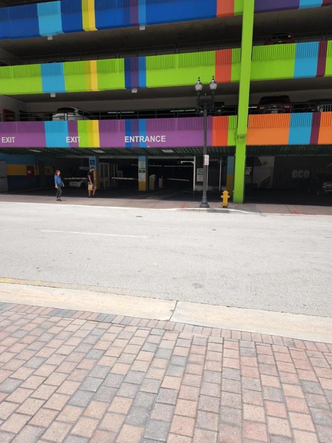 Amazing In Downtown Miami/brickell W/parking Apartamento *