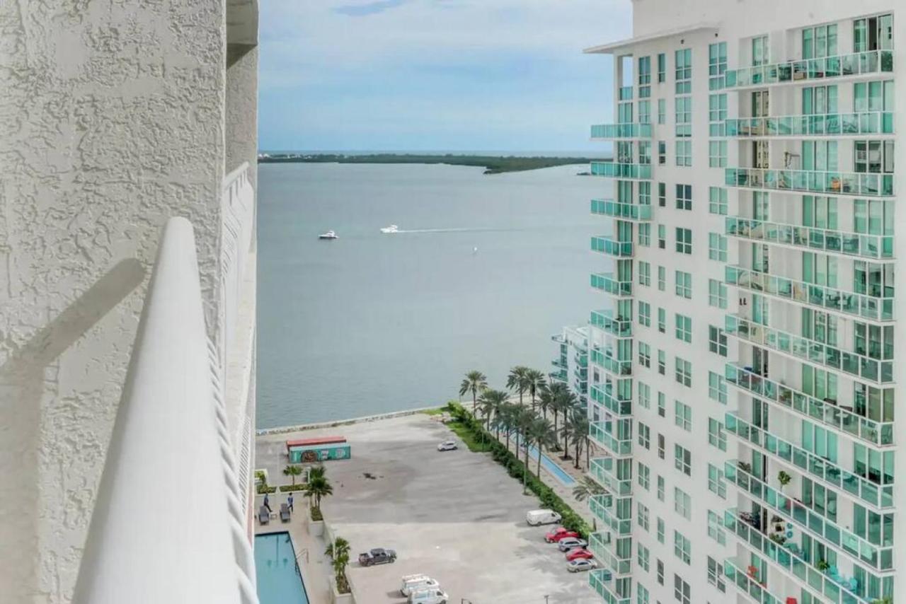 Luxe 1br With Balcony Bay View Pool Gym Parking