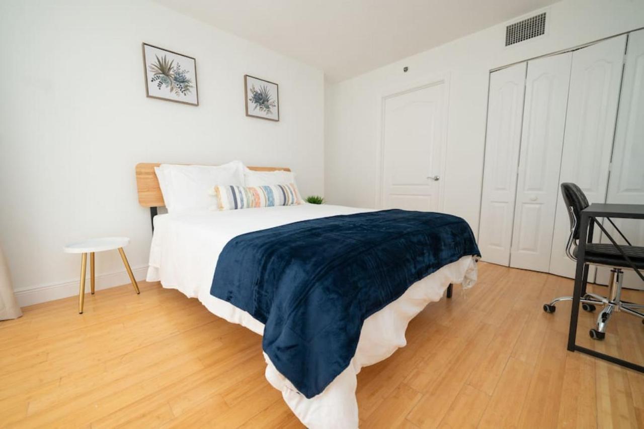 Holiday home 2bed 2 Bath Airbnb Friendly Building With Pool, Hot Tub, And Gym